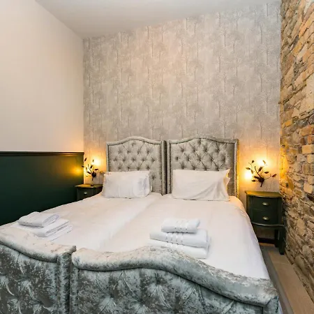 All Saints Room Nyaraló *