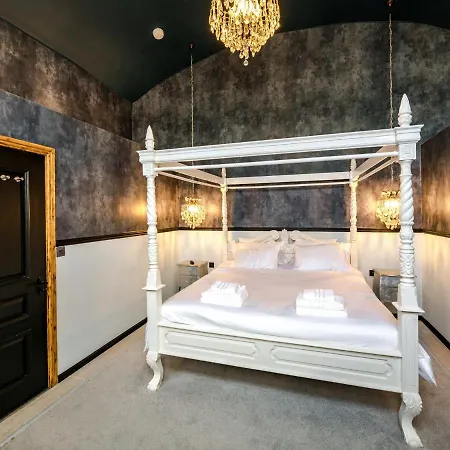 All Saints Room Nyaraló *